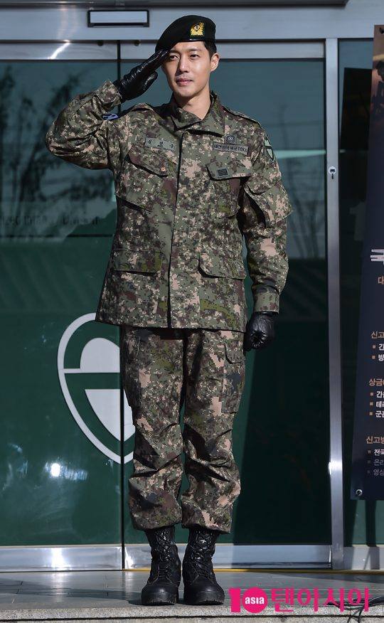 army4.jpg army4.jpg