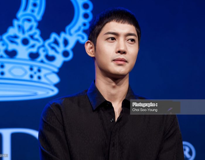 Cliquer pour voir l'image en taille réelle
==============
11-09-2013 Riverside Hôtel Seoul
11-09-2013 Riverside Hôtel Seoul