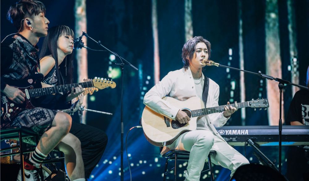 Courtoisie Hyun-joong.com
