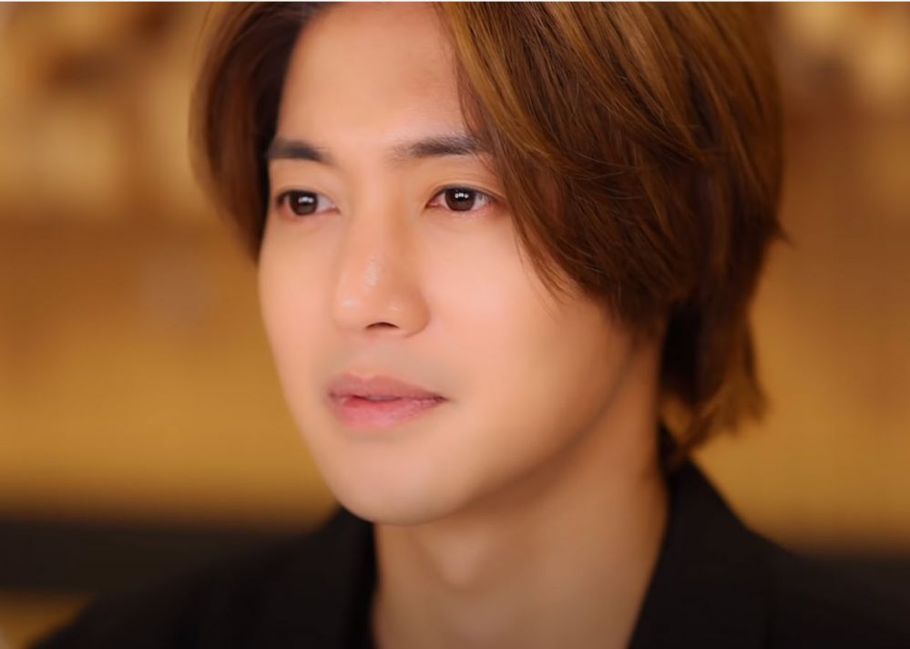 Cliquer pour voir l'image en taille réelle
==============
KHJ_YT_29-03-2021.jpg KHJ_YT_29-03-2021.jpg