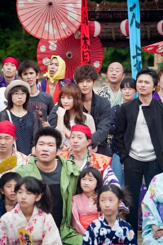 City_Conquest_back_Hug.jpg