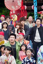 City_Conquest_back_Hug.jpg