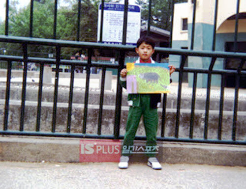 KHJ
KHJ